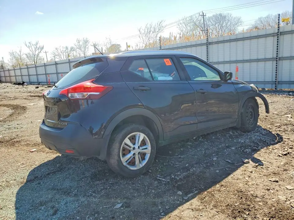 2019 NISSAN KICKS S  