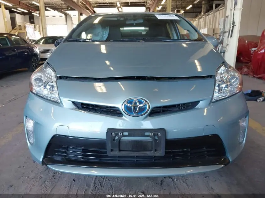2014 TOYOTA PRIUS THREE