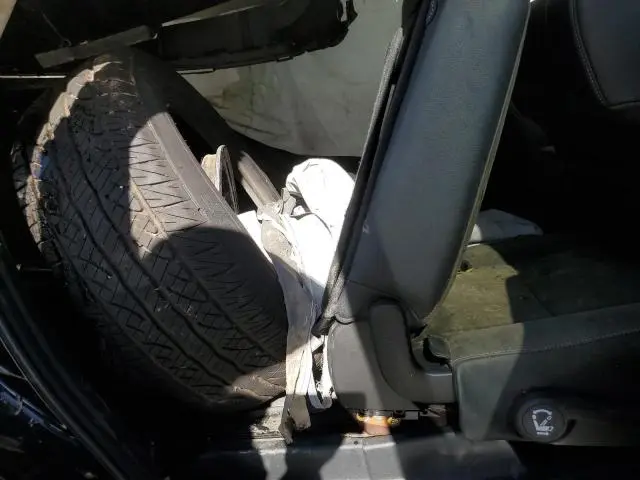 2019 TOYOTA SEQUOIA SR5  