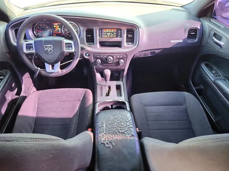 2012 DODGE CHARGER SE  