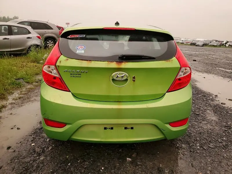 2012 HYUNDAI ACCENT GS  