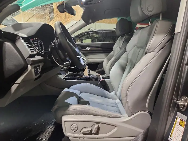2025 AUDI Q5   