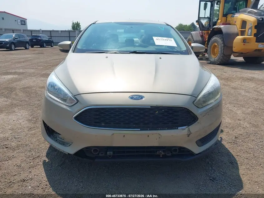 2015 FORD FOCUS SE