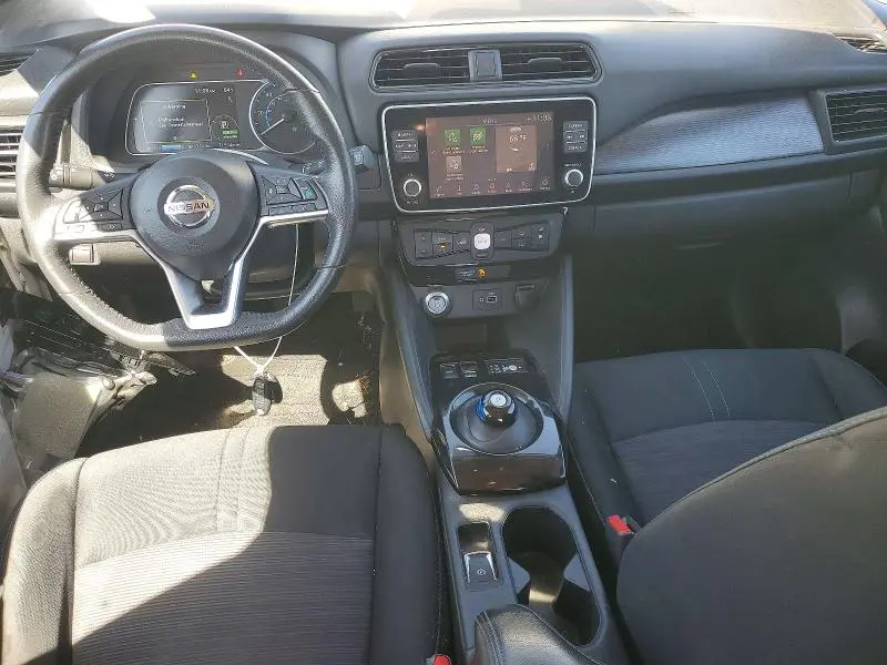 2019 NISSAN LEAF SV PLUS  