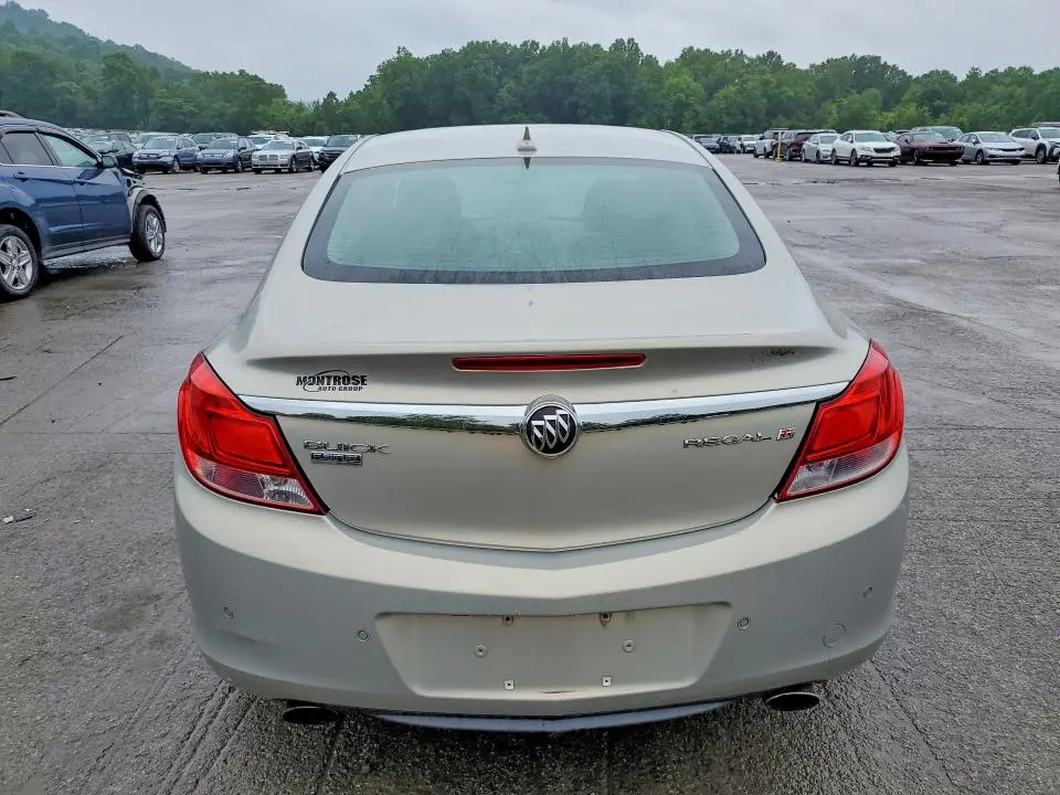 2011 BUICK REGAL CXL  
