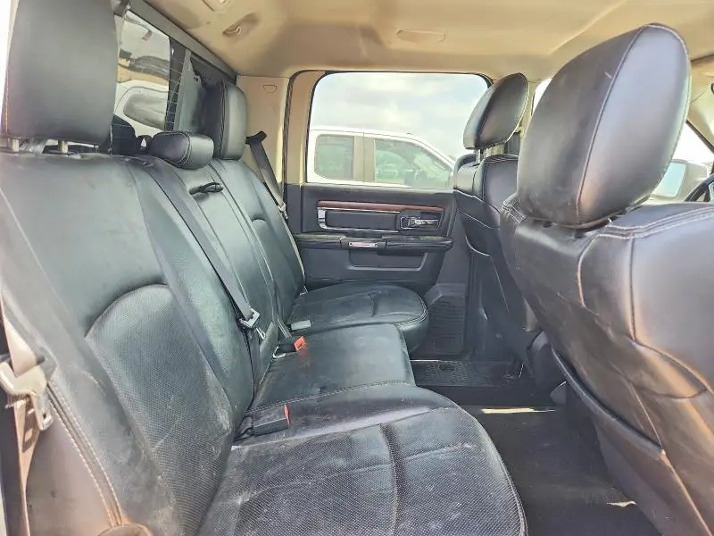 2016 RAM 1500 LARAMIE  