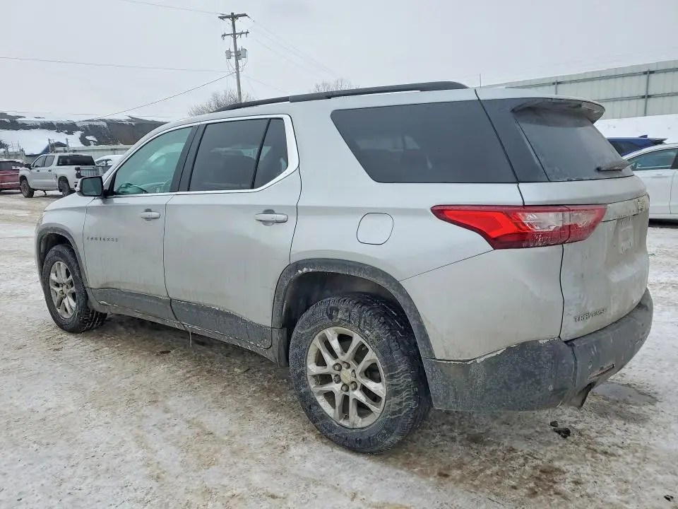 2020 CHEVROLET TRAVERSE LT  