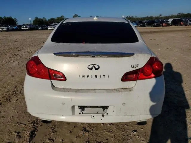 2010 INFINITI G37 BASE  