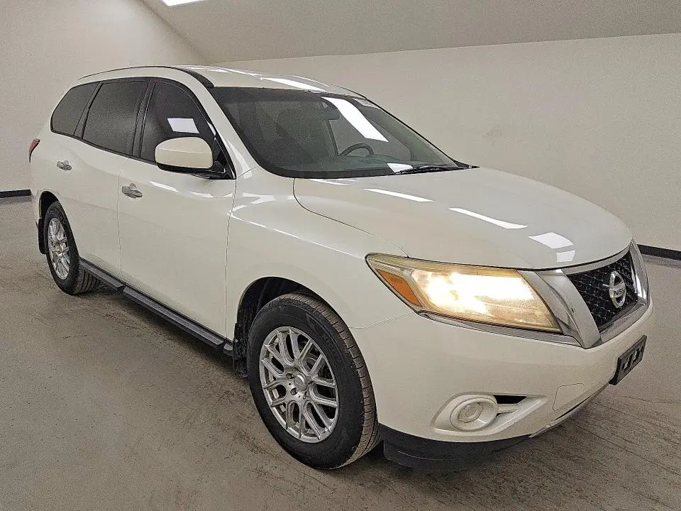 2015 NISSAN PATHFINDER S  