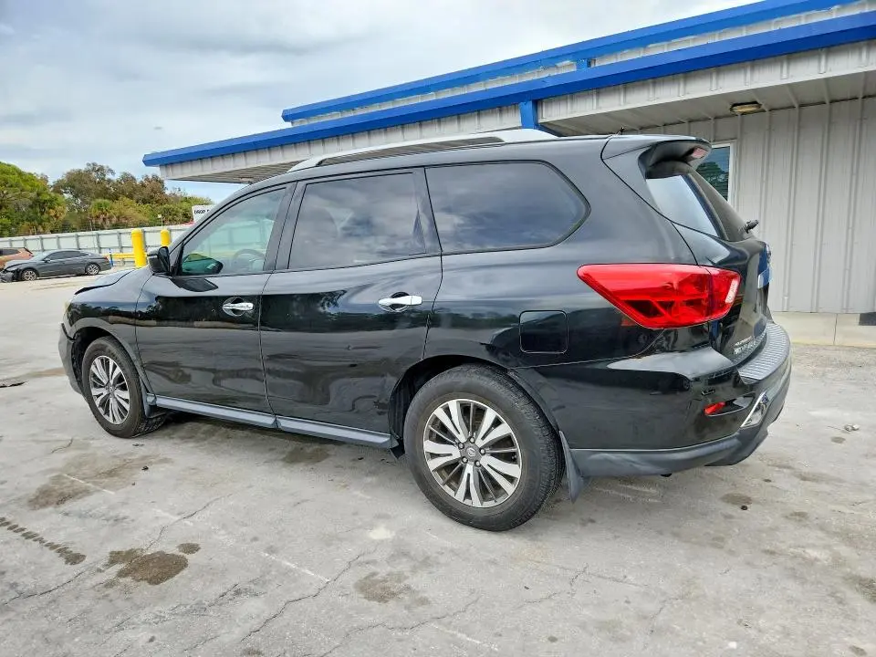 2017 NISSAN PATHFINDER S  