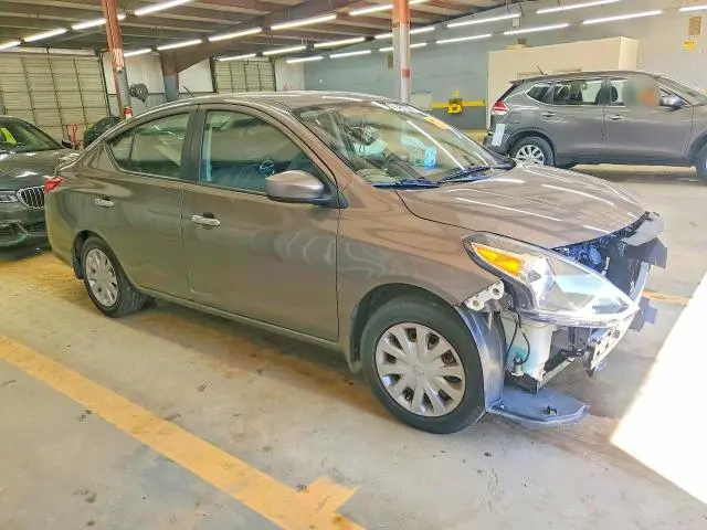 2015 NISSAN VERSA 1.6 SV  