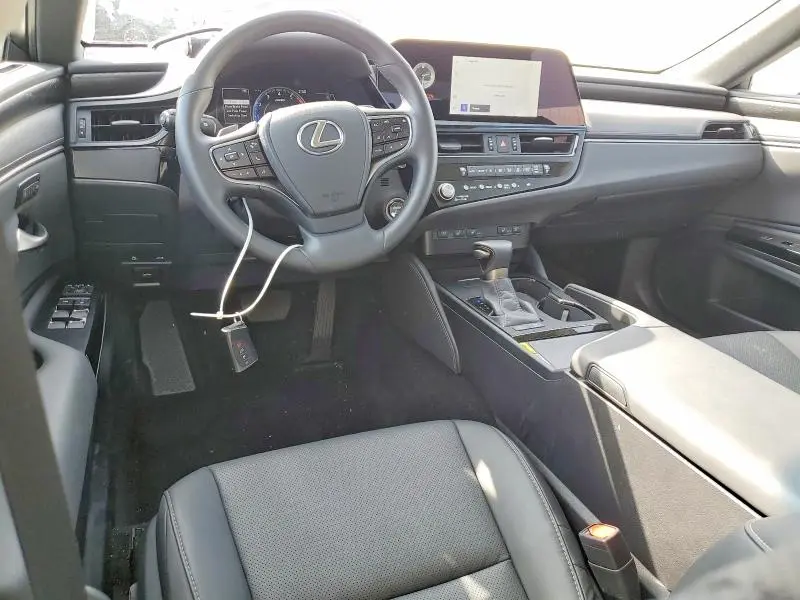 2025 LEXUS ES 300H BASE  