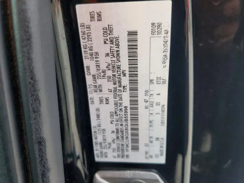2016 FORD ESCAPE SE  