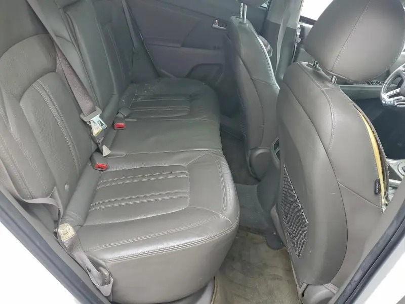 2016 KIA SPORTAGE EX  