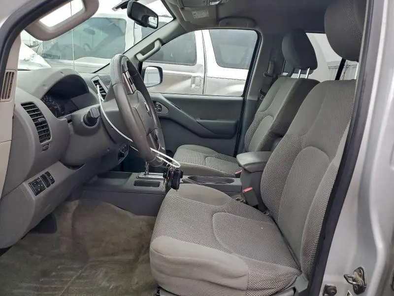 2012 NISSAN FRONTIER S  