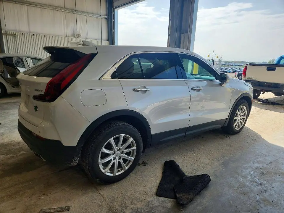 2019 CADILLAC XT4 LUXURY  