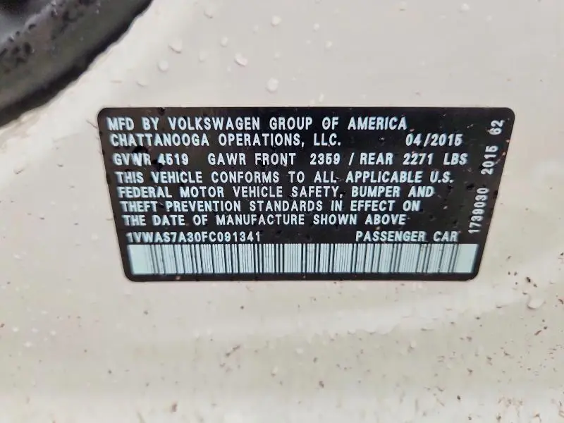 2015 VOLKSWAGEN PASSAT S  