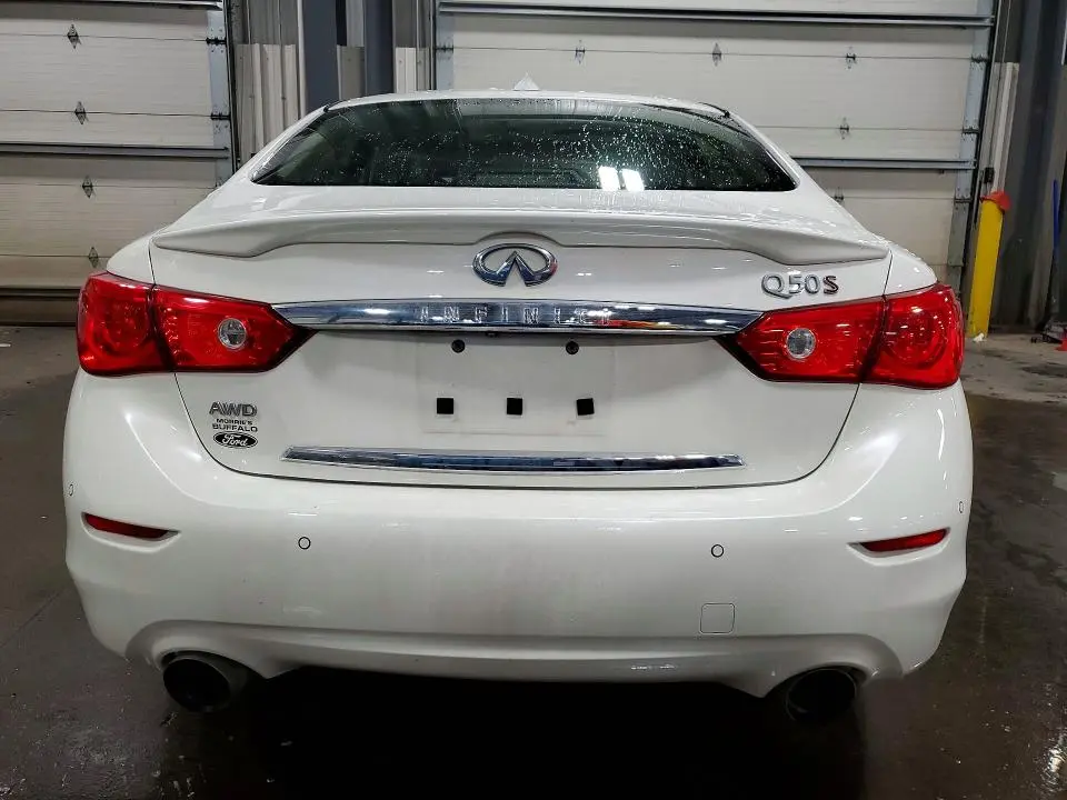 2016 INFINITI Q50 RED SPORT 400  