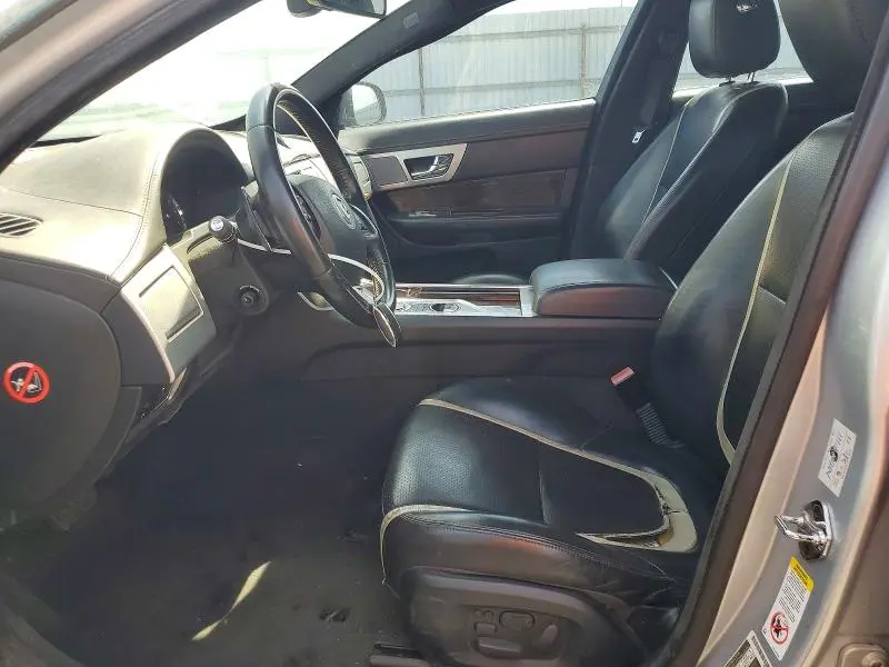 2012 JAGUAR XF PORTFOLIO  
