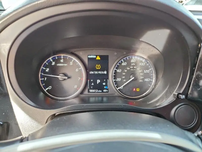 2018 MITSUBISHI OUTLANDER ES  