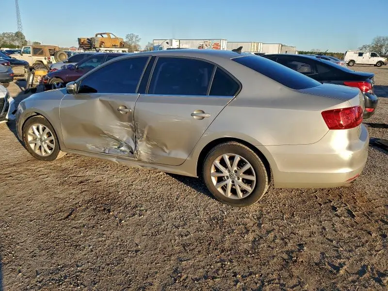 2013 VOLKSWAGEN JETTA SE  