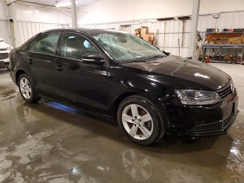 2011 VOLKSWAGEN JETTA TDI  