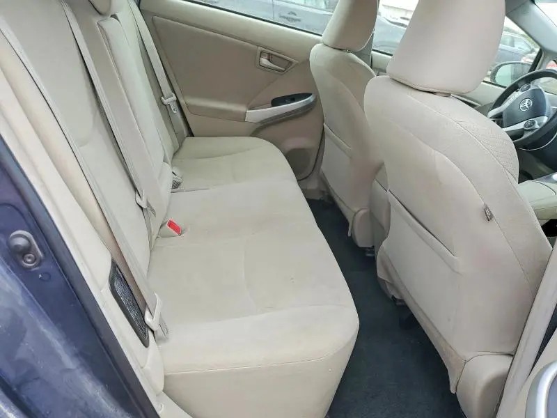 2014 TOYOTA PRIUS THREE  