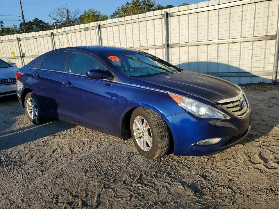 2013 HYUNDAI SONATA GLS  