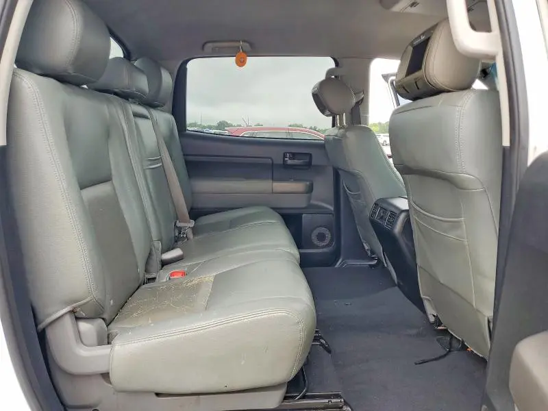 2012 TOYOTA TUNDRA CREWMAX SR5  