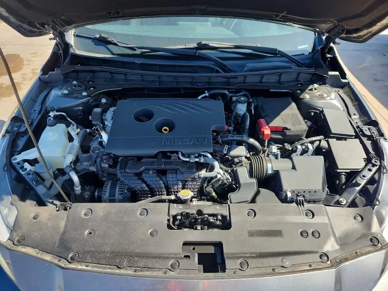 2019 NISSAN ALTIMA SR  