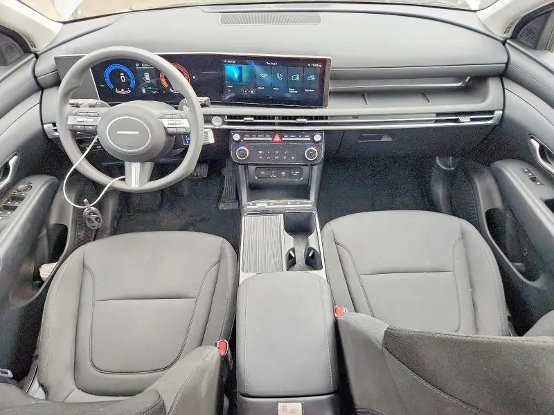 2026 HYUNDAI TUCSON BLUE SE  