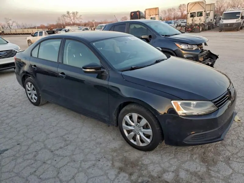 2014 VOLKSWAGEN JETTA SE  