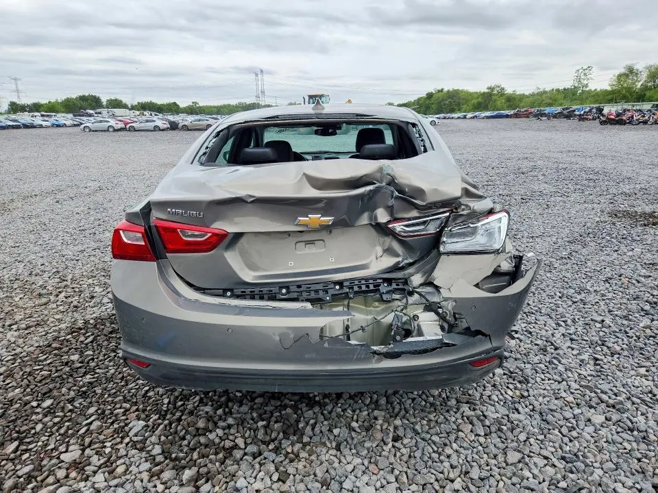 2017 CHEVROLET MALIBU LT  