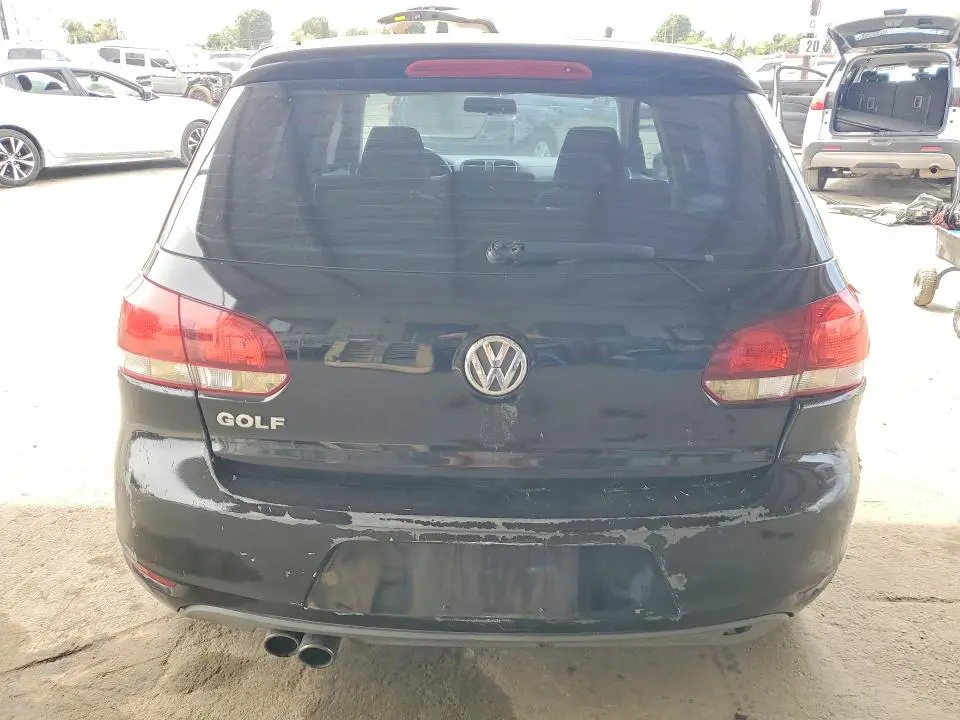 2010 VOLKSWAGEN GOLF   