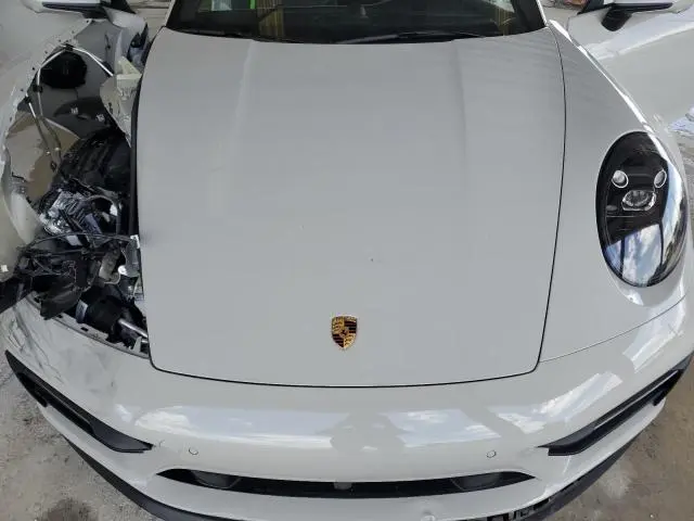 2024 PORSCHE 911 TARGA 4S  