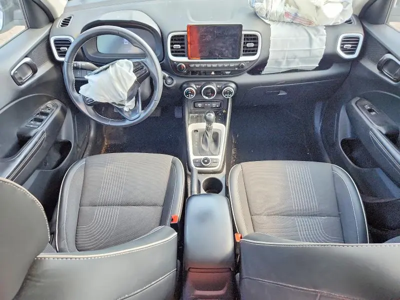 2024 HYUNDAI VENUE LIMITED  