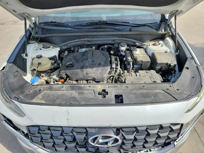 2021 HYUNDAI SANTA FE SE  