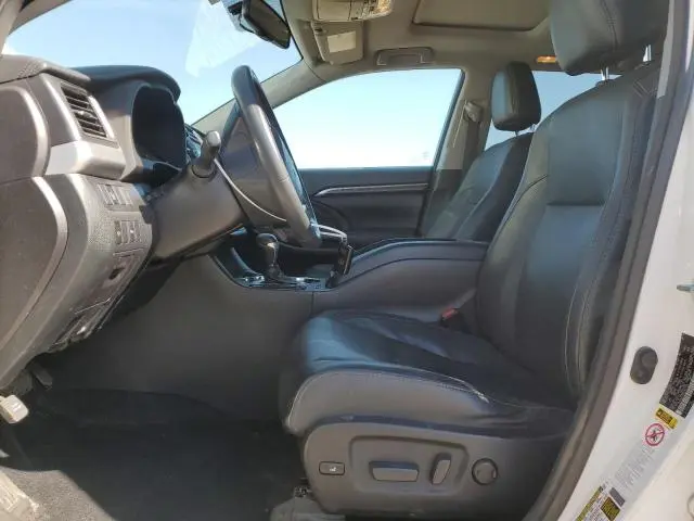 2016 TOYOTA HIGHLANDER LIMITED  