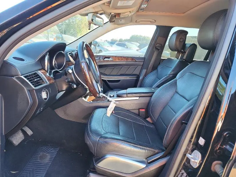 2015 MERCEDES-BENZ GL 550 4MATIC  