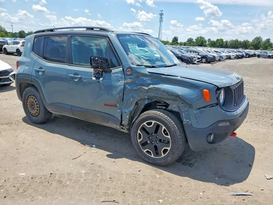 2016 JEEP RENEGADE TRAILHAWK  