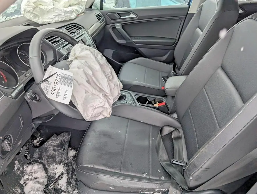 2020 VOLKSWAGEN TIGUAN SE  