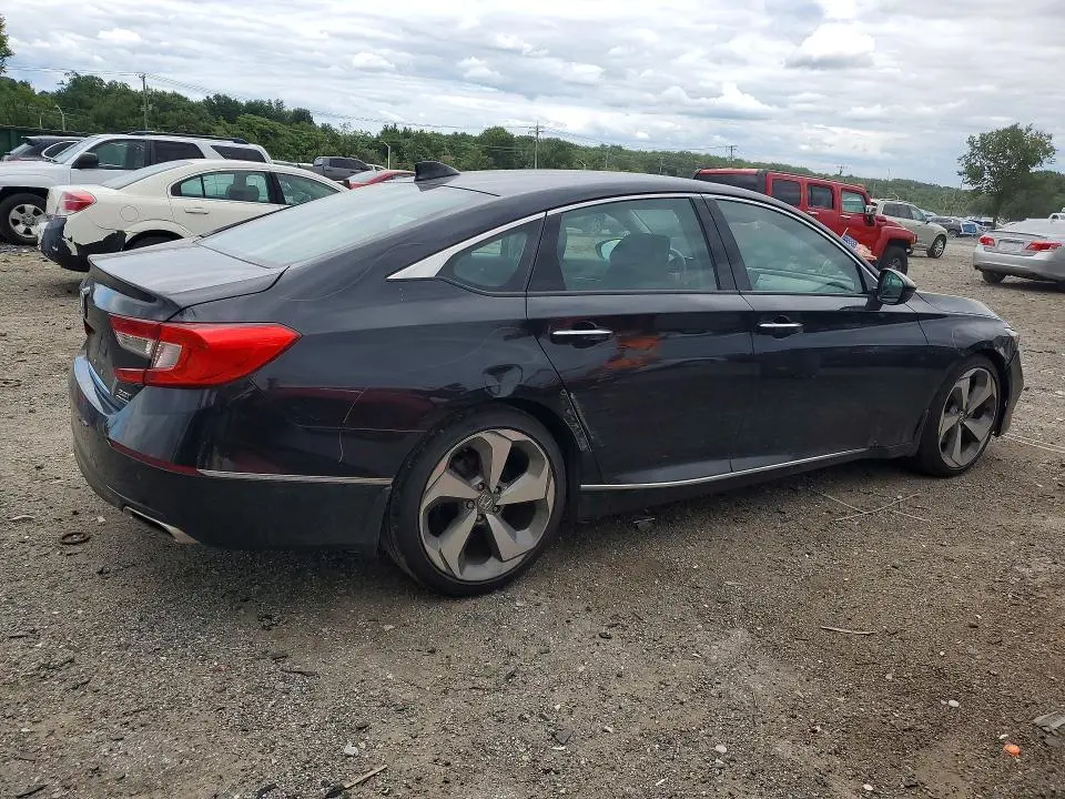 2018 HONDA ACCORD TOURING  