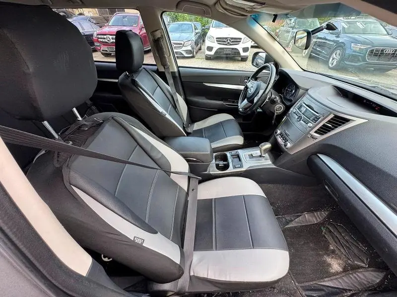 2011 SUBARU OUTBACK 2.5I PREMIUM  
