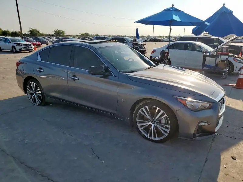 2018 INFINITI Q50 LUXE  