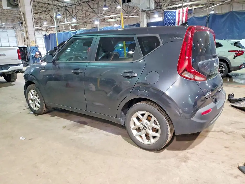 2020 KIA SOUL S  