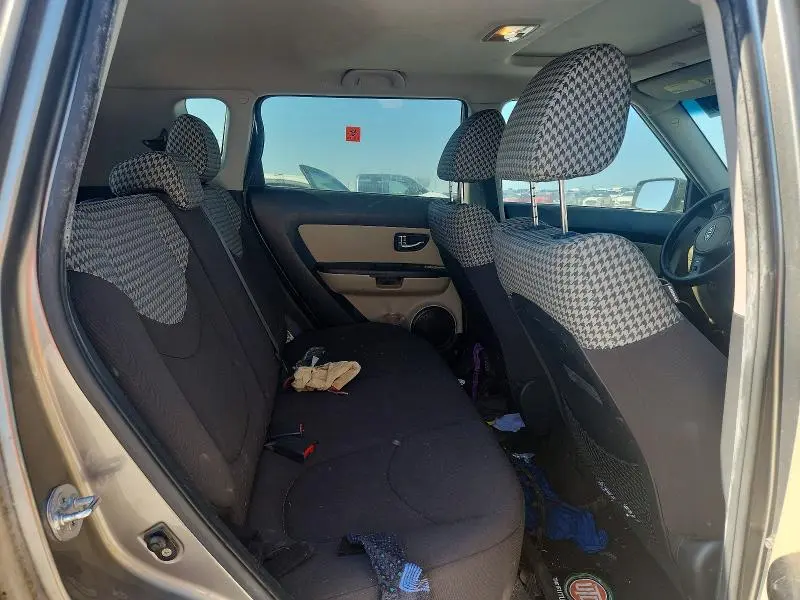 2012 KIA SOUL !  