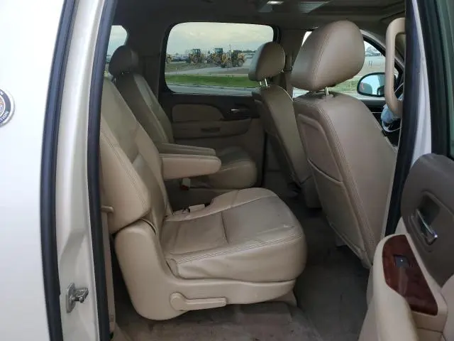 2010 CHEVROLET SUBURBAN K1500 LTZ  