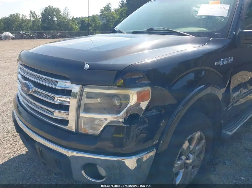 2013 FORD F-150 LARIAT