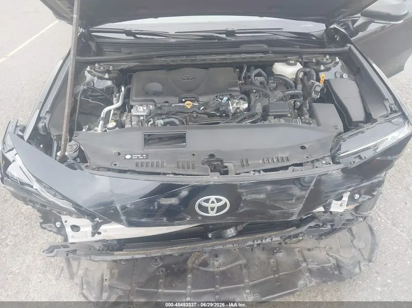 2025 TOYOTA CAMRY XSE