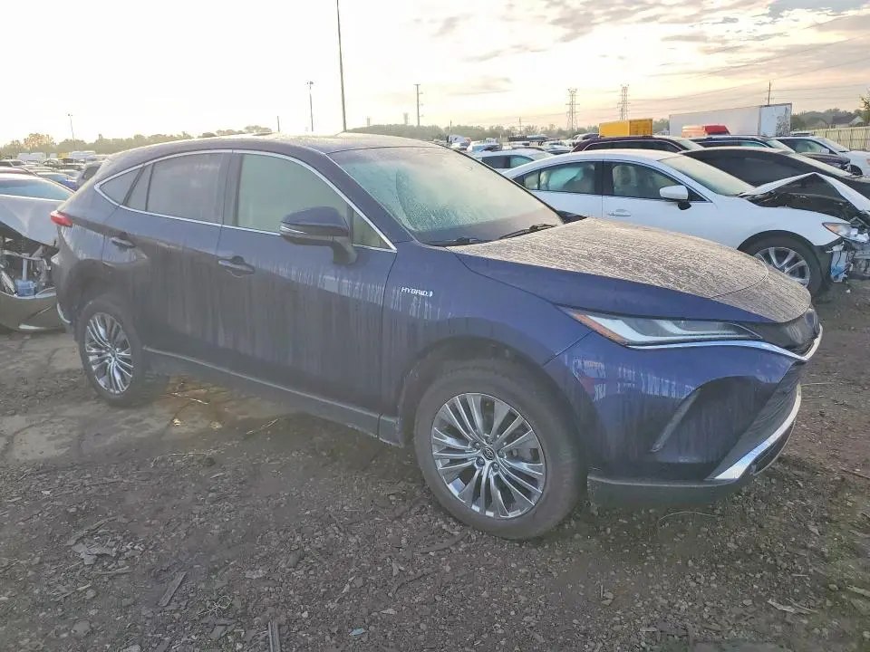 2021 TOYOTA VENZA LIMITED  